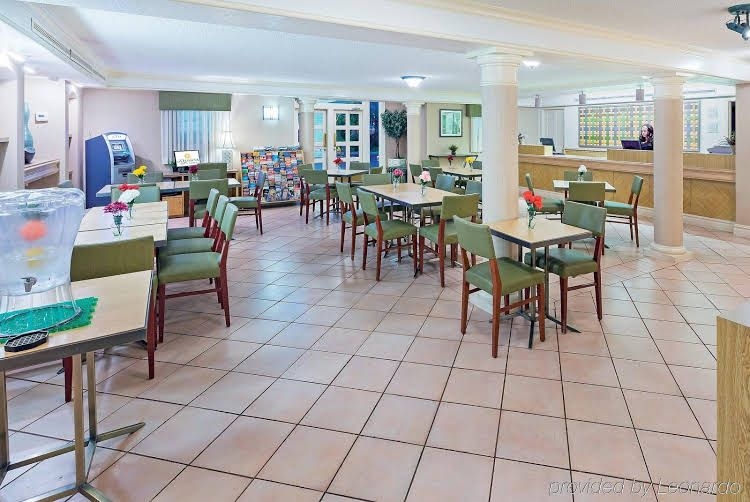 La Quinta Inn San Antonio Sea World Ingram Park2