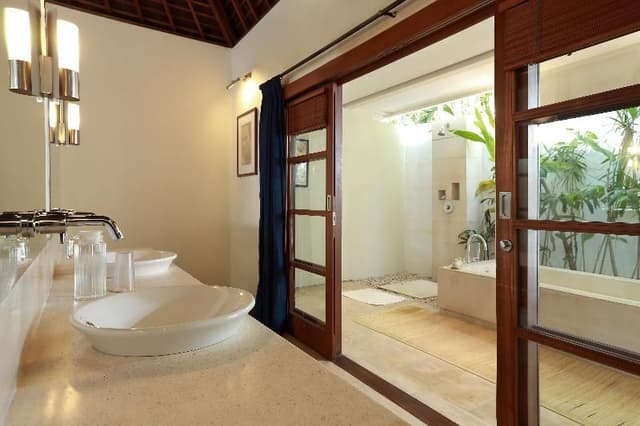 VILLA DELUXE THREE BEDROOM