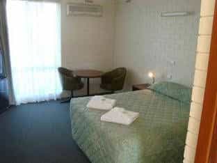 Amaroo Motel