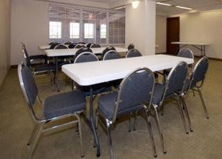 Suburban Extended Stay South of Downtown Tinker AFB West3