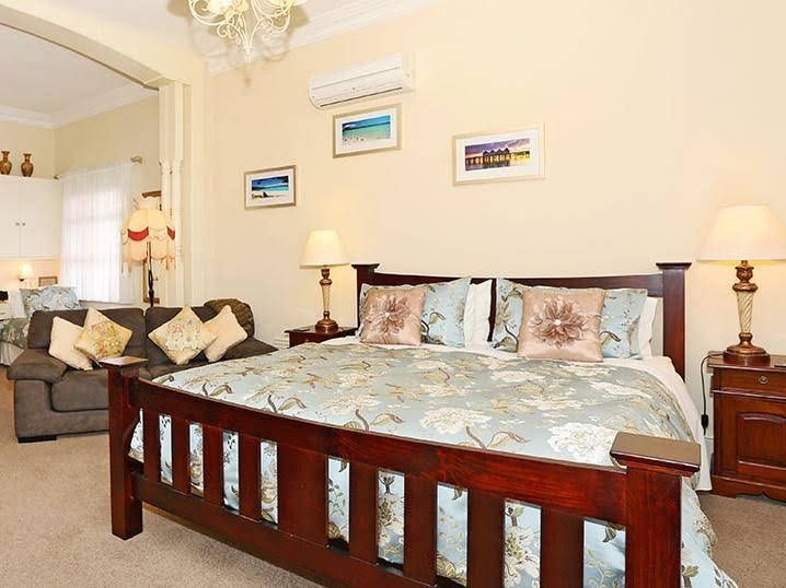 Sojourn on Gale Bed & Breakfast3