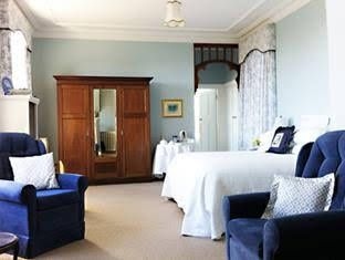 Glendinning House3