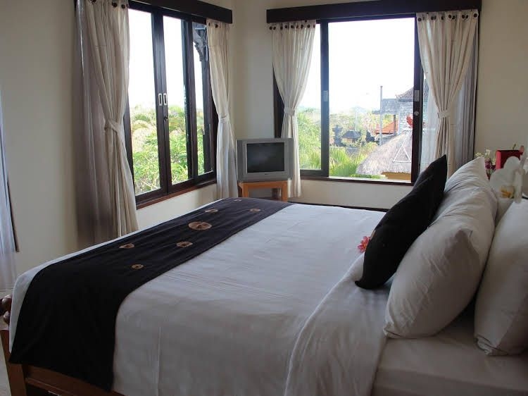 Ocean Heights Villa1