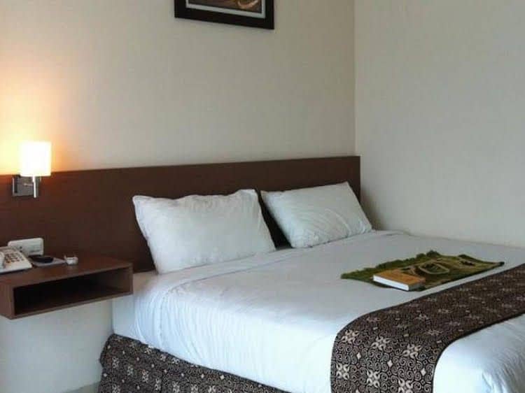 Bunda Hotel Bukittinggi Bunda Hotel Bukittinggi