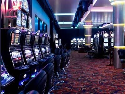 Howard Johnson Hotel & Casino4