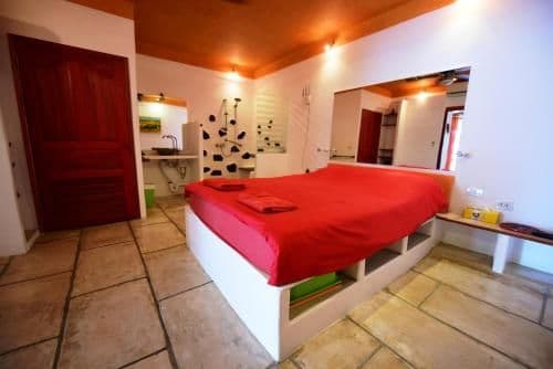 Queen Suite with Spa Bath