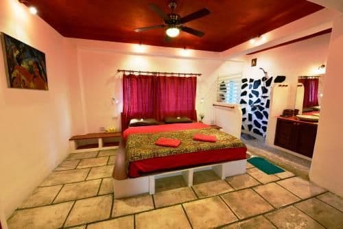 Deluxe Suite with Spa Bath