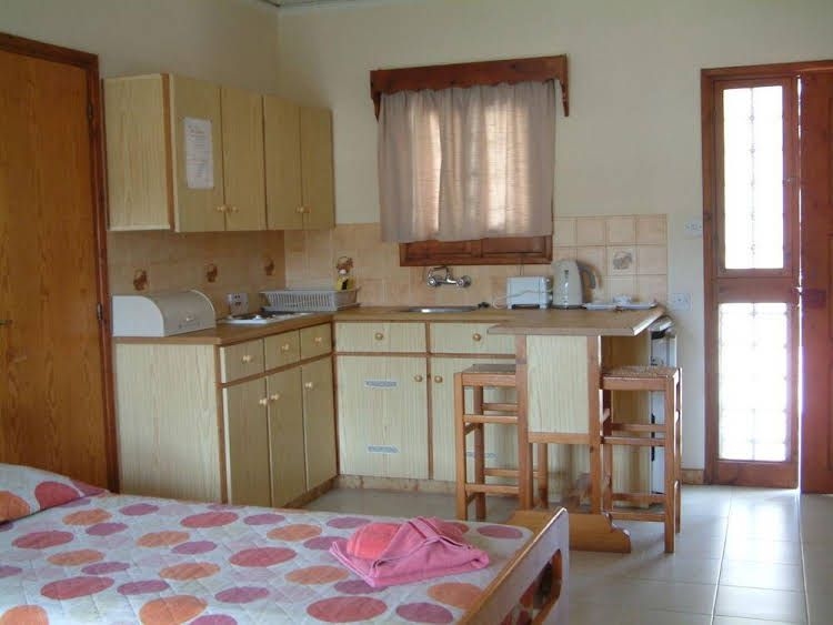 Pelekanos Apartments2