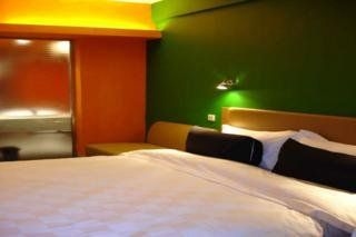 Zhanqian Road Huadu Garden Inn0