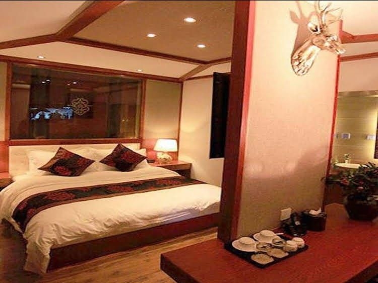 Lijiang Scenic Vacation Hotel2