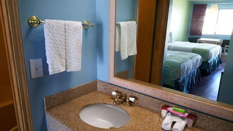Captains Quarters Inn2