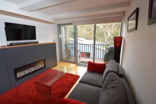 Warrina 12 - Three-Bedroom Apartment