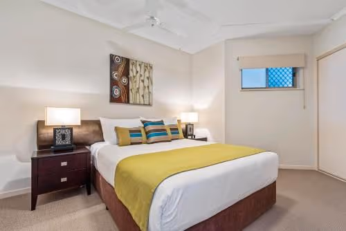 One-Bedroom Apartment with Water View