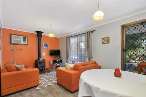 Jacaranda Two-Bedroom Cottage