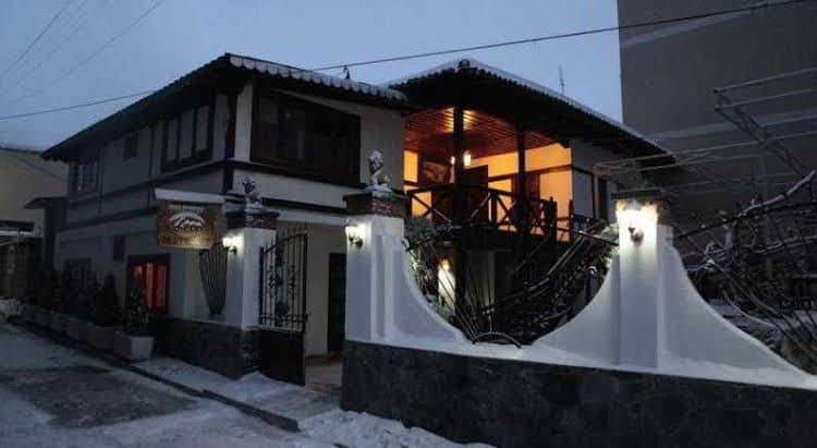 Guest House Bujtina Leon Guest House Bujtina Leon