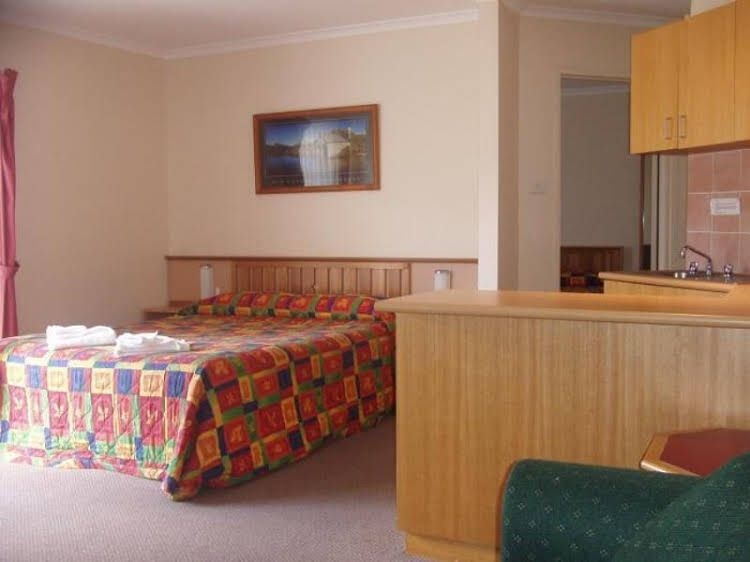 Sovereign Inn Cooma3