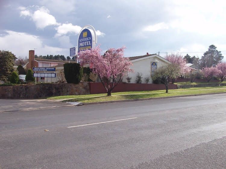 Sovereign Inn Cooma4