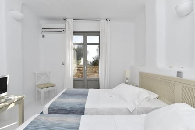 VILLA CAPACITY 4 TWO BEDROOMS