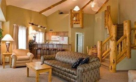 Polaris Lodge2