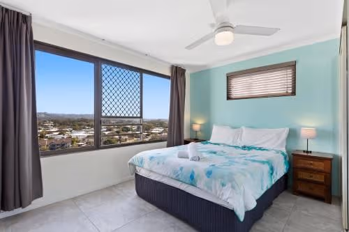 One-Bedroom Apartment with Ocean View