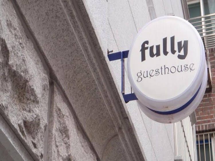 Fully House4
