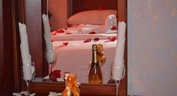 Hotel Puerta del Sol0