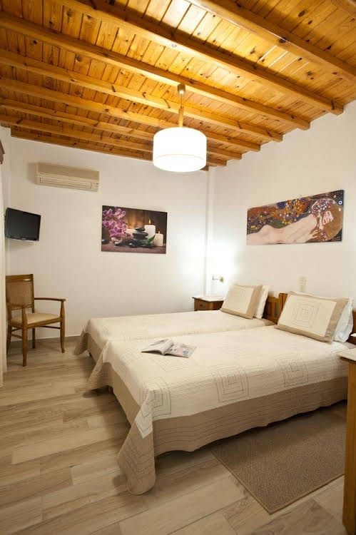 Filoxenia Apartments4