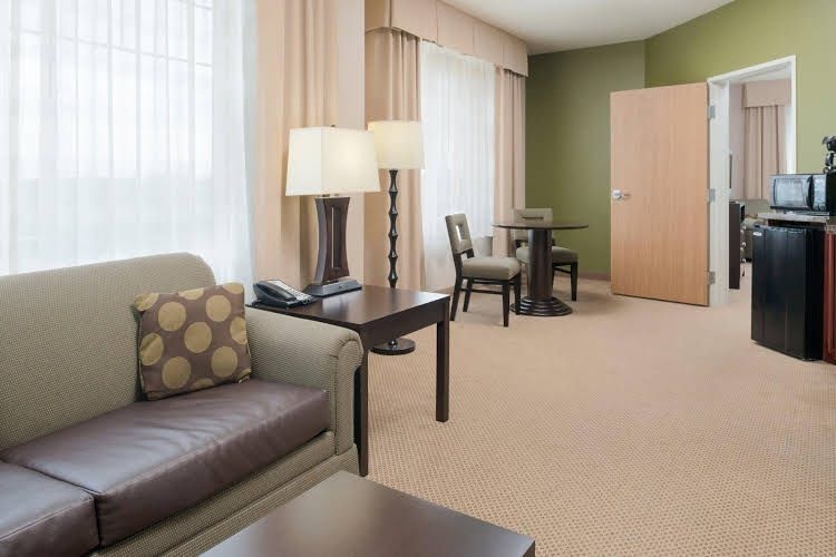 Holiday Inn Express Hotel & Suites North Sequim3