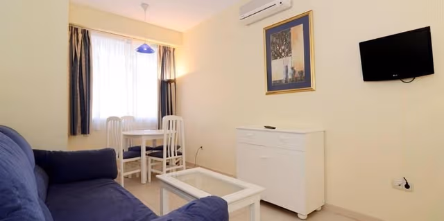 APARTMENT ONE BEDROOM