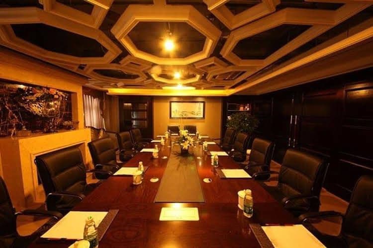 Chengdu Cannes Holiday Inn Hotel Chengdu Cannes Holiday Inn Hotel