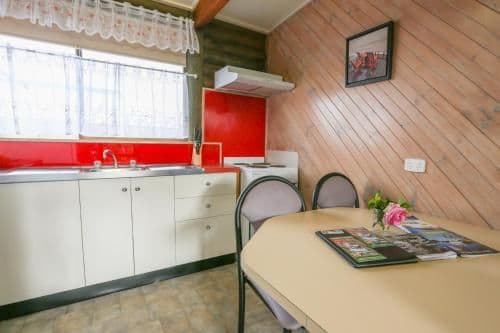 Two-Bedroom Cottage (Sleeps 6)