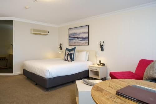 Executive Suite with Spa Bath
