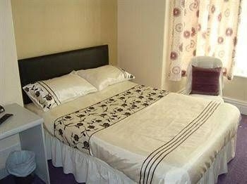 The Kings Court Hotel2