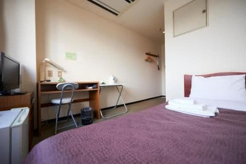 Single Room - Non-Smoking