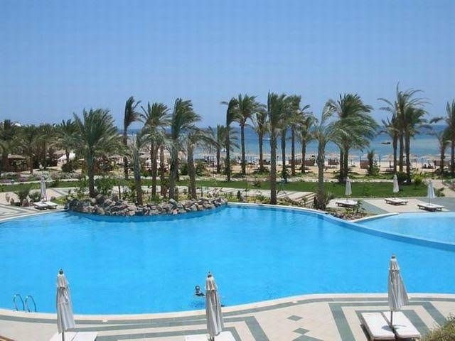 Brayka Bay Reef Resort3