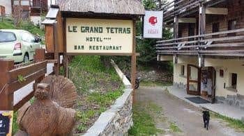 Le Grand Tetras Le Grand Tetras