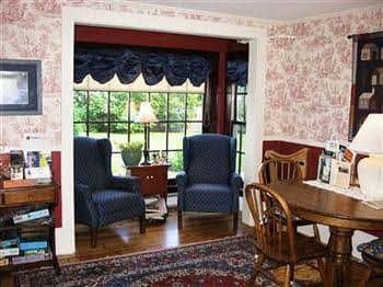 Black Lantern B&B Black Lantern B&B