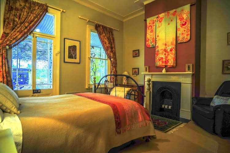 Cromwell House2