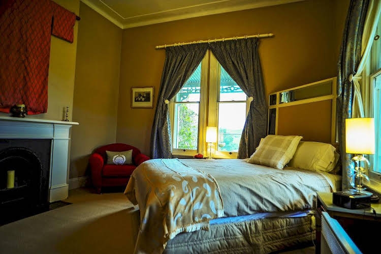 Cromwell House0