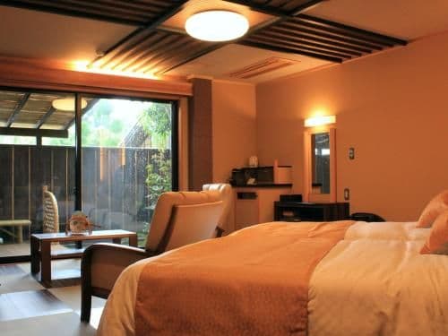Twin Room with Open-Air Bath (Ruri)