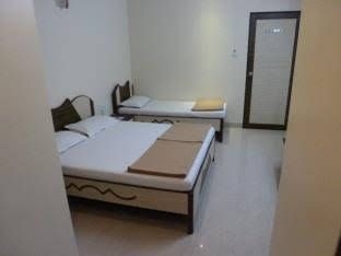 โรงแรมบรอดเวย์ โคลาบา (Hotel Broadway Colaba)3