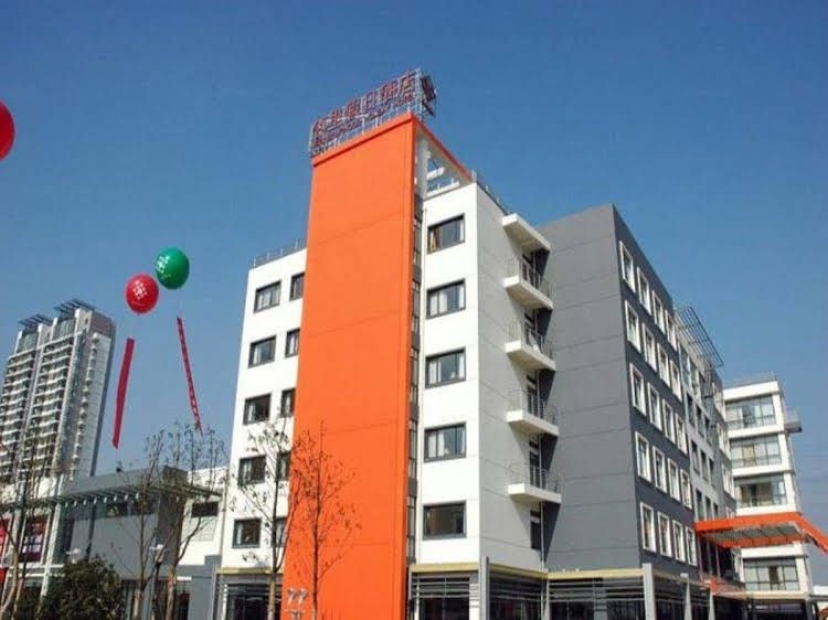 Neighbourhood Holiday Hotel Suzhou4