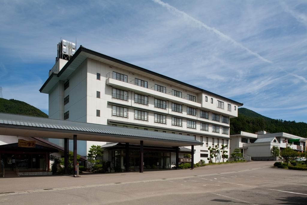Hotel Gujo Hachiman1