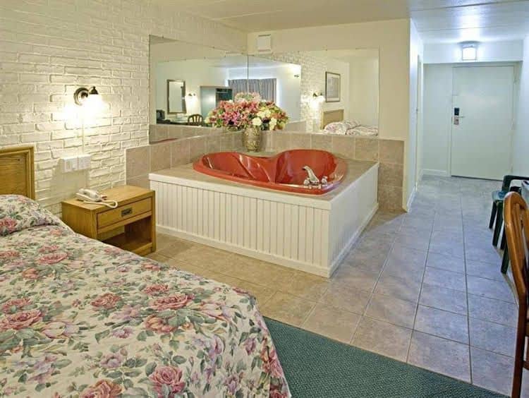 America's Best Value Inn - Cambridge America's Best Value Inn - Cambridge