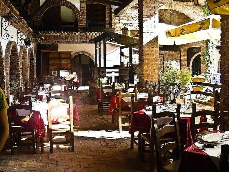 Hotel Restaurant Bujtina e Gjelit1