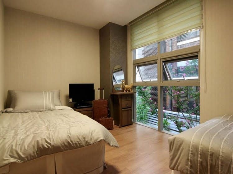 BNB Chungdam (Female Only)1
