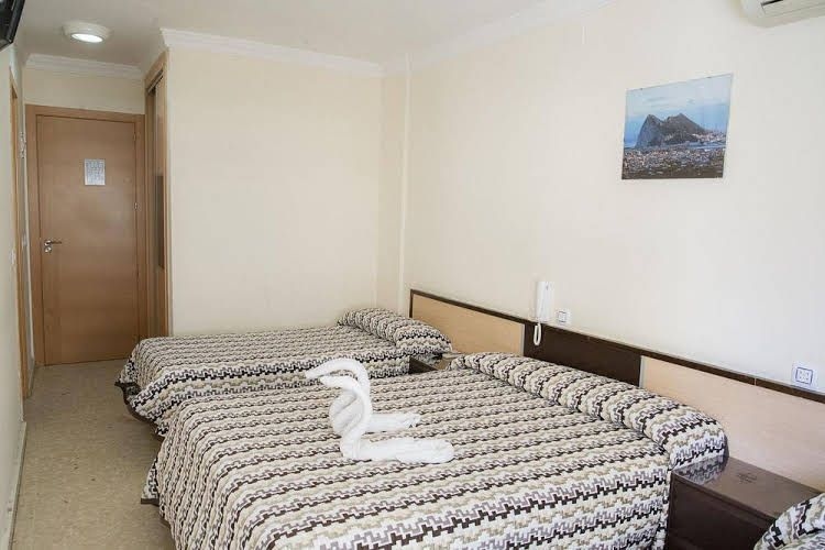 Hostal la Campana3