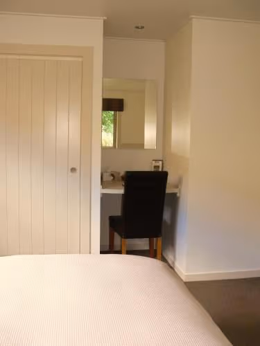 Rascal One-Bedroom Cottage