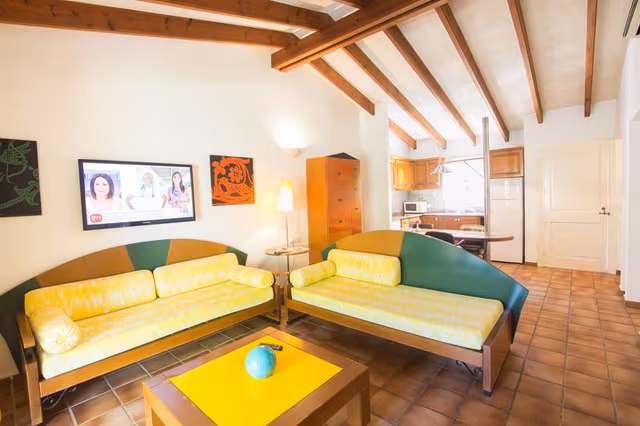 APARTMENT CAPACITY 6 TWO BEDROOMS