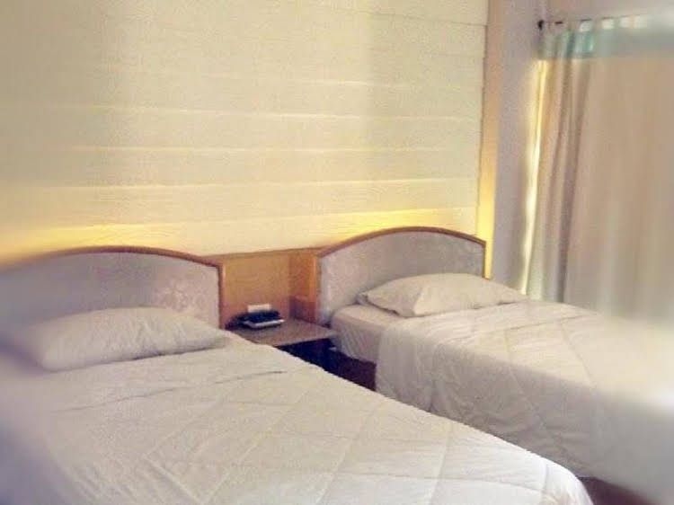 Penthouse Service Apartment0